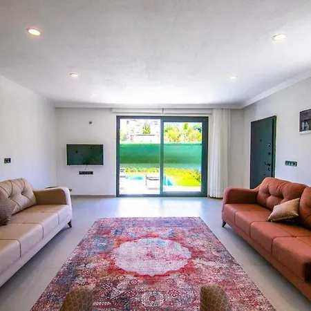 Villa Kaya Village